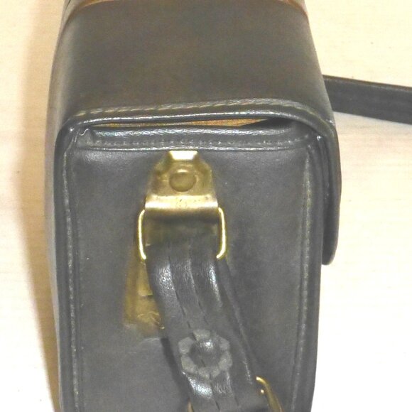 Vintage Kodak Brown Camera Bag with Buckle Closure & Strap HAS FLAWS PLEASE READ - Picture 2 of 14